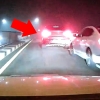 [영상] 경찰 따돌리며 난폭 질주…음주 차량 막아선 시민