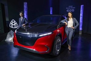 벤츠 마이바흐 전기차 국내 첫 공개