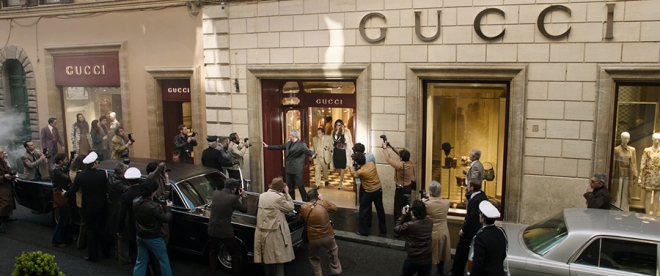 “I am Gucci”가 이런 뜻이라는데… [명품톡+] 구찌 가문의 이야기를 토대로 만든 영화 ‘하우스 오브 구찌’의 한 장면이다. 유니버설 픽쳐스 제공. 2022.01.27