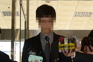 ‘신해철 집도’ 전직 의사, 또다른 의료사고로 기소돼