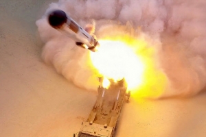 정성장 “차기 정부, 북한 미사일개발 용인하되 단계적 핵감축에 초점”