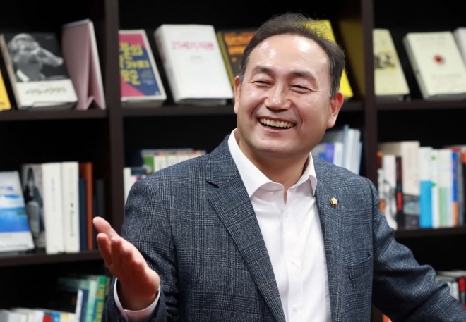 국회 보건복지위원회 소속 더불어민주당 김원이 의원 