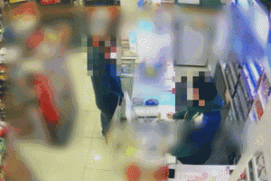 “드시면 안돼요” 편의점 직원 안내에 우유 던져버린 손님(영상)