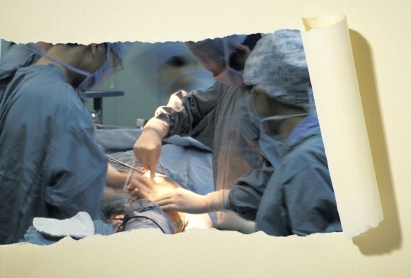 수술실은 감염이나 오염의 위험이 있어 음식물과 휴대전화 등의 반입이 금지된다. 이로 인해 환자에게 중대한 신체적 이상이 발생하면 의료인 자격정지나 병원 허가 취소로 이어질 수도 있다.