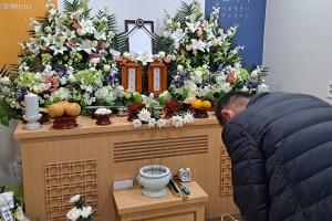 “누구나 애도받아야 한다” 무연고자 마지막 길 함께하는 공영장례
