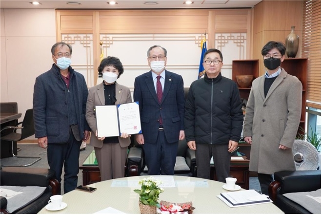 춘천시의회, 2021회계연도 결산검사위원 위촉식