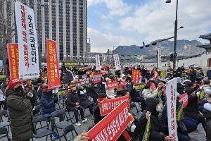 [사설] 李·尹, 대통령 후보답게 코로나 손실보상 실현하라