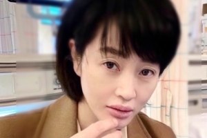 ‘핼쑥’ 김혜수, 응급실 링거 사진…알고보니 ‘소년심판’ 극중 모습