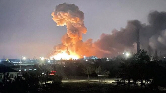 불기둥 치솟은 우크라 수도 키예프
