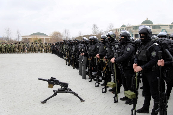 우크라 침공 합세한 러시아 체첸 공화국 군인들
