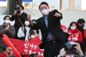 윤석열, 李 우크라이나 발언에 “인터넷서 개망신” 직격