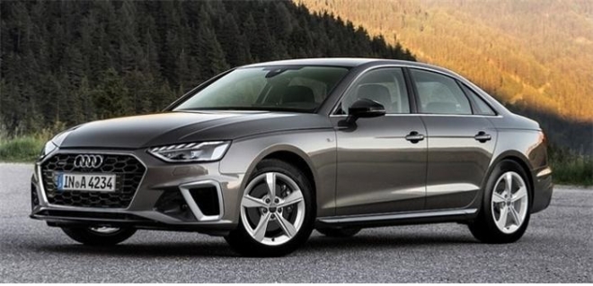 에어백 제어장치 소프트웨어의 오류로 사고 발생 시 사고기록장치에 일부 데이터가 저장되지 않는 안전기준 부적합이 확인돼 리콜이 이뤄지는 아우디 A4 40 TFSI Premium. 국토교통부 제공