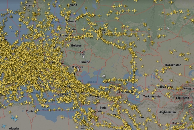 우크라이나 인근 영공 비행 운항 현황 플라이트레이더24(Flightradar24)