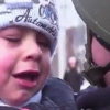 “아빠랑 같이 갈래!”…가족 피란 보내고 격전지 남는 우크라 경찰