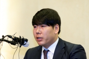 ‘음주운전 3회’ 강정호, 국내 프로야구 복귀 추진