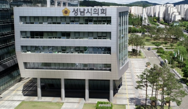 경기 성남시 중원구 여수대로 성남시의회 전경.  성남시의회 제공