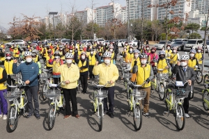 창원시 공영자전거 누비자 이용방식 확 바뀐다...휴대전화로도 대여·반납