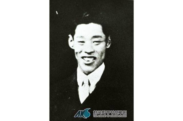 한인애국단 활동에 대해 백범 김구 선생이 약술하고 엄항섭이 정리한 ‘도왜실기’ 중국어판(1932)에 담긴 이봉창 의사의 사진.