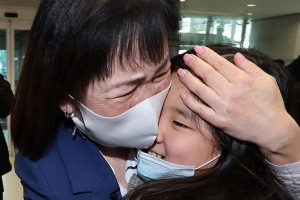 피란길 오른 우크라 고려인 31명, 광주로 귀환