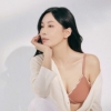 잘못 올렸나…‘이상우♥’김소연, 브래지어만 입고