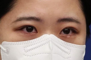 박지현 “내부 총질 그만하라 문자폭탄…성범죄 입장 변함없…