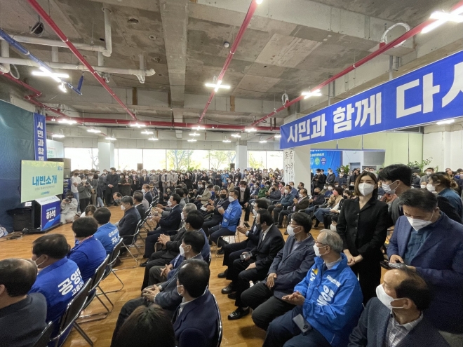 허석 순천시장 예비후보 선거 사무실 개소식 모습