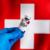 스위스 백신 위원장 ‘음모론 신봉자’에 지난달 납치…용의자, 경찰 총에 숨져