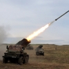 [서울포토] 러시아군 향해 불 뿜는 우크라이나 다연장로켓포