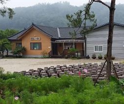 농촌체험휴양마을인 경기 포천시의 교동 장독대 마을 농림축산식품부 제공