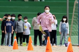 현실 된 코로나 학습격차… 하위권 수학성적 하락