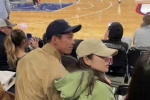 “부럽다” 손예진♥현빈 커플, 신행 중 NBA 경기 관람 모드