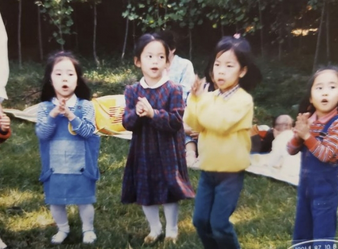 방송인 안현모. 왼쪽 두 번째. 안현모 인스타그램 캡처