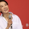 배우 강수연, 심정지 상태로 병원 이송···의식 없어