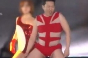 “자존감 떨어져” 싸이, 무대 위 수영복에 현타 [EN스타]