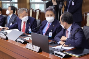 [사설] 민주당은 더 몽니 부리지 말고 총리 인준 협조해야