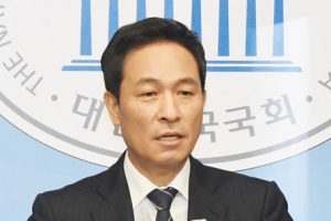 우상호 “이재명 효과 큰 재미 못 봐, 지도부 탓…7석 이하면 총 사퇴해야”