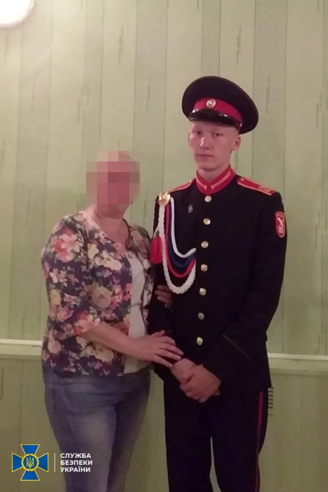 우크라이나 소녀를 집단 성폭행한 혐의를 받는 러시아 군인 파사코프 불랏 레나로비치. 우크라이나 보안국(SSU) 홈페이지
