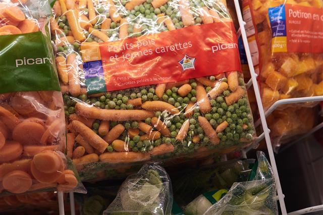 프랑스 냉동식품 마트인 피카르디에 있는 냉동식품들.