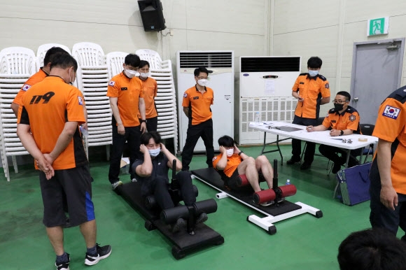 소방대원들 체력검정