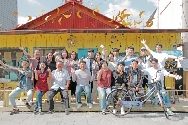 서천 삶기술학교 청년들이 한산 주민자치위원회와 함께 했다.