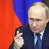 [속보] 푸틴 “세계 경제 위기, 러시아 때문 아냐”