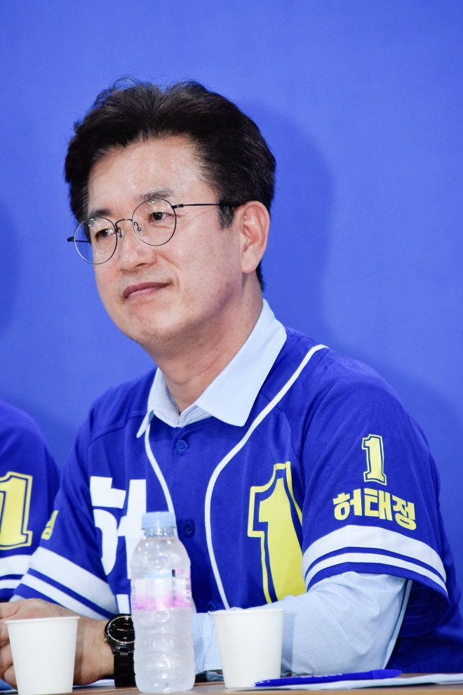 허태정 더불어민주당 대전시장 후보가 30일 ‘통합 시장’을 선언하고 있다. 허태정 캠프 제공