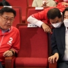 이준석‧정진석 설전…“1년 내내 흔들고 싸가지?” vs “정치선배 우려를 개소리 치부”
