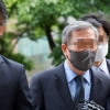 ‘펀드 환매 중단’ 장하원, 첫 재판서 혐의 부인
