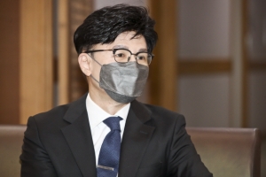 ‘한동훈 명예훼손 혐의’ 유시민 오늘 1심 선고…검찰은 징역 1년 구형