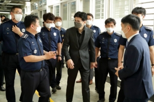 한동훈, 청주교도소 방문… 취임 후 첫 현장 행보