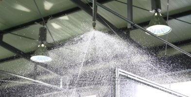 화재 초기 화원에 집중해 선택적 진화를 하는 시스템이 개발돼 눈길을 끌고 있다. 자료사진