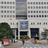 “1000만원 주겠다”고 하자, 식탁에 올라가 성기 꺼낸 공무원