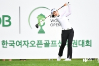 박민지 한국여자오픈 1라운드 단독선두… 함정우·강예린 부부동반 우승 정조준
