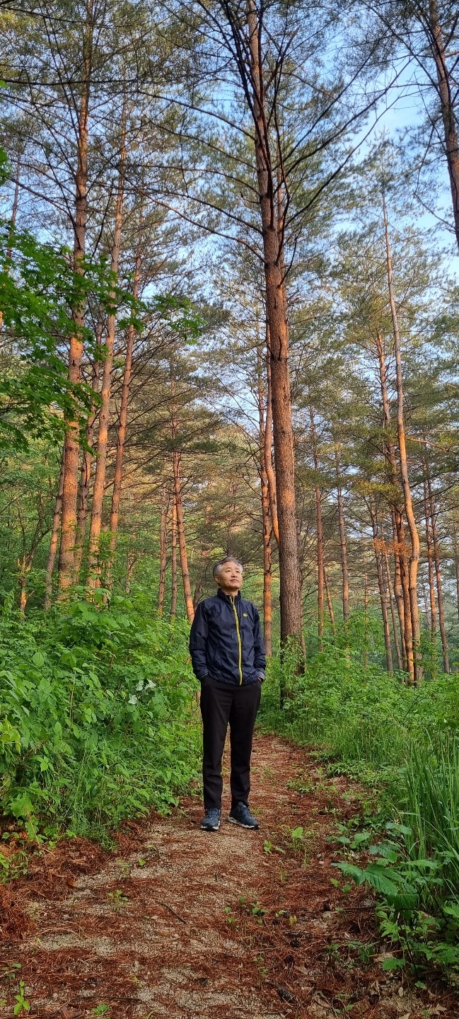 전범권 한국등산·트레킹지원센터 이사장